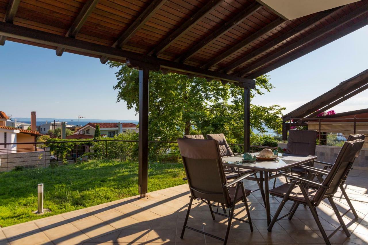 Villa Kristin 2 - 2Min Walk To Great Sandy, Shallow Beach Nikiti  Bagian luar foto
